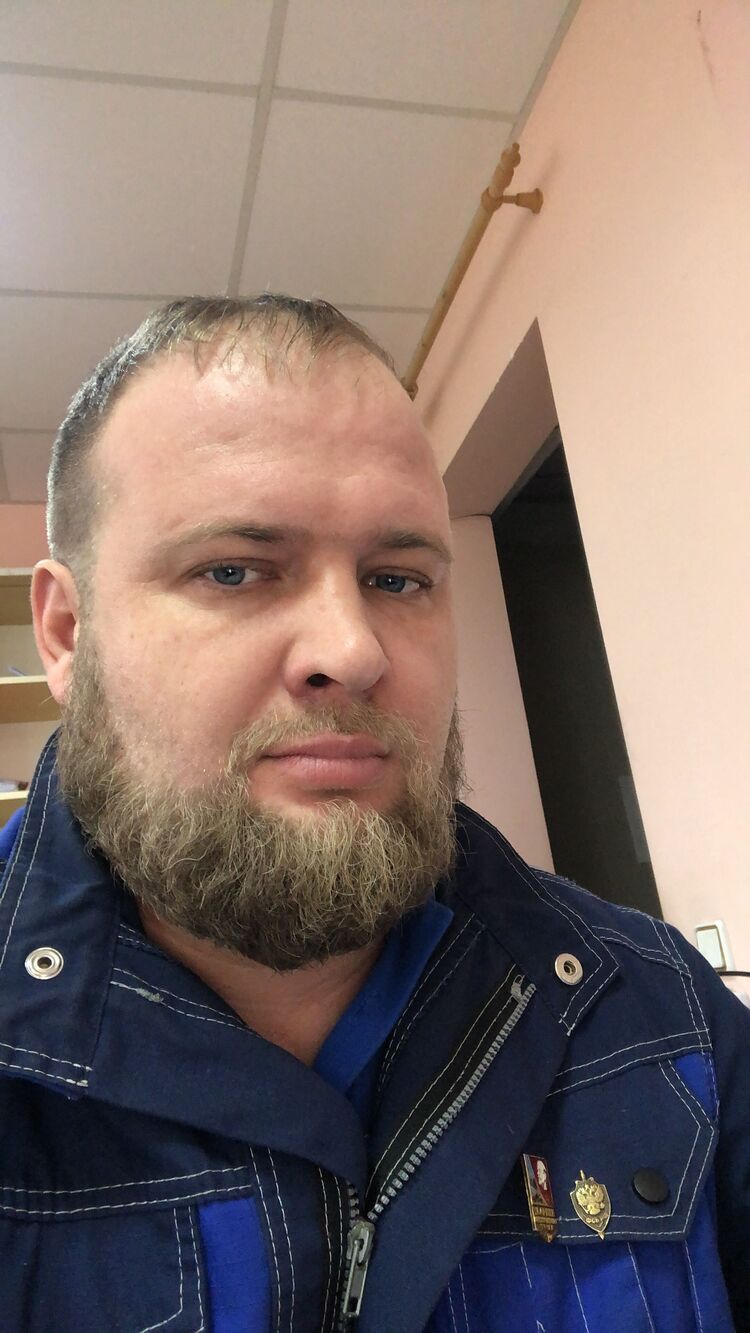  44711185  , 37 ,    
