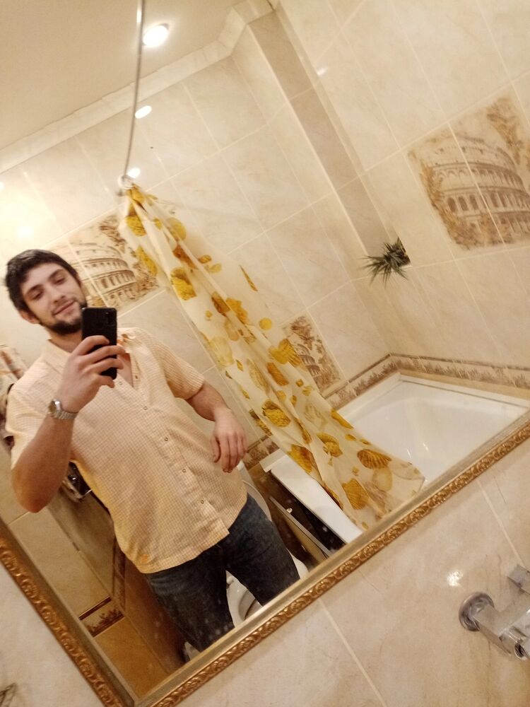  48404425  , 31 ,    