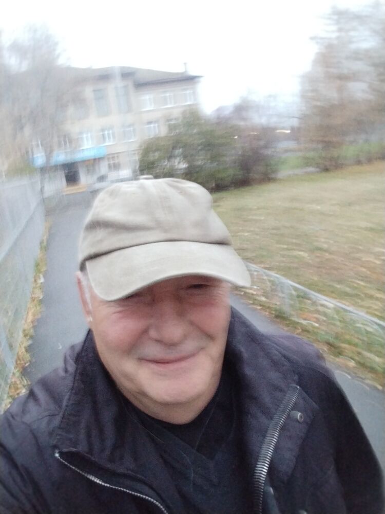  54039035  Viktor, 63 ,    -