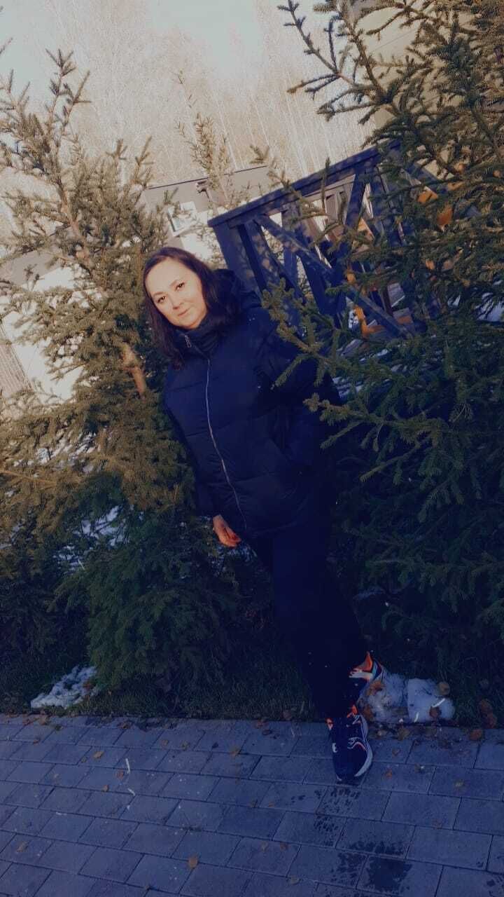 46977715  , 42 ,    
