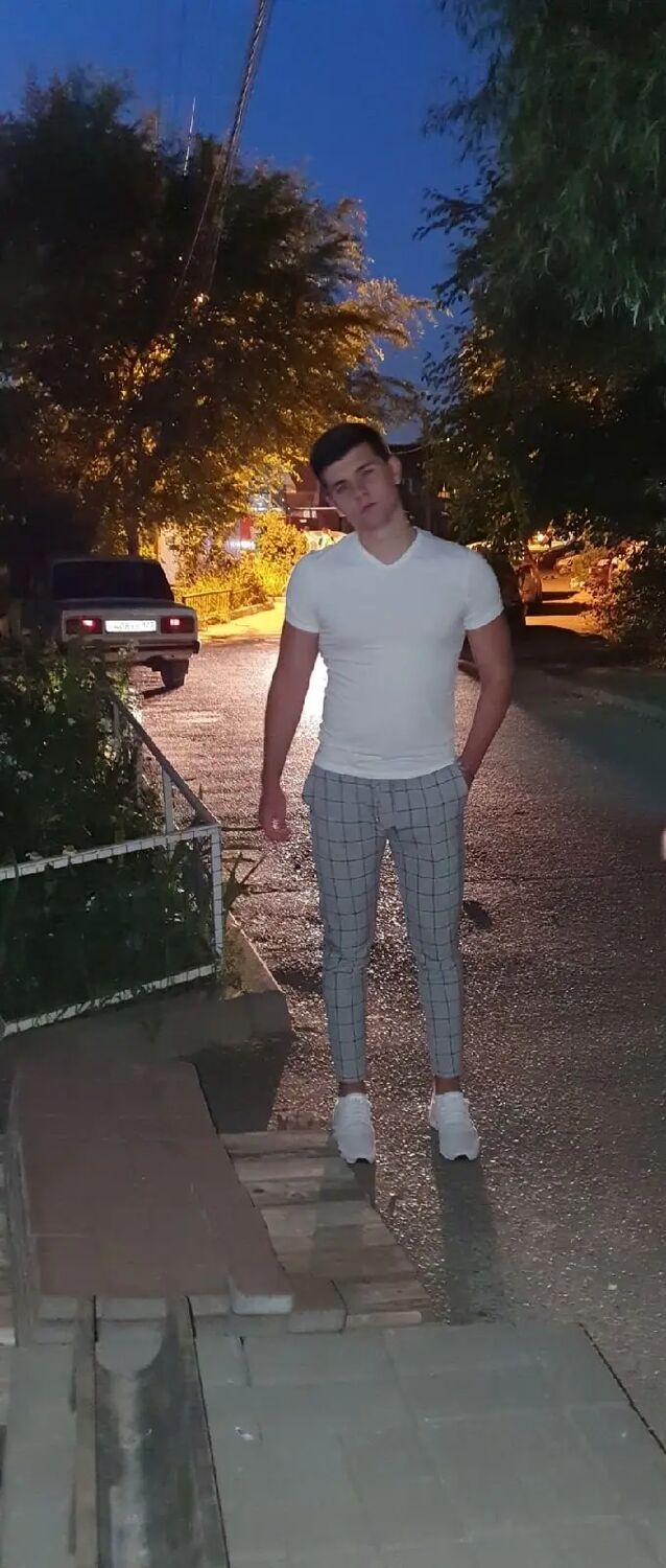  ,   Vladislav, 29 ,   ,   , c , 