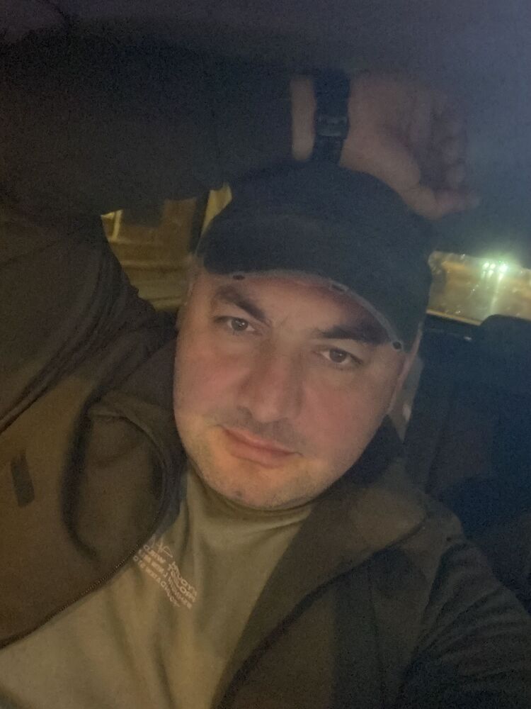  ,   Sami, 44 ,   ,   