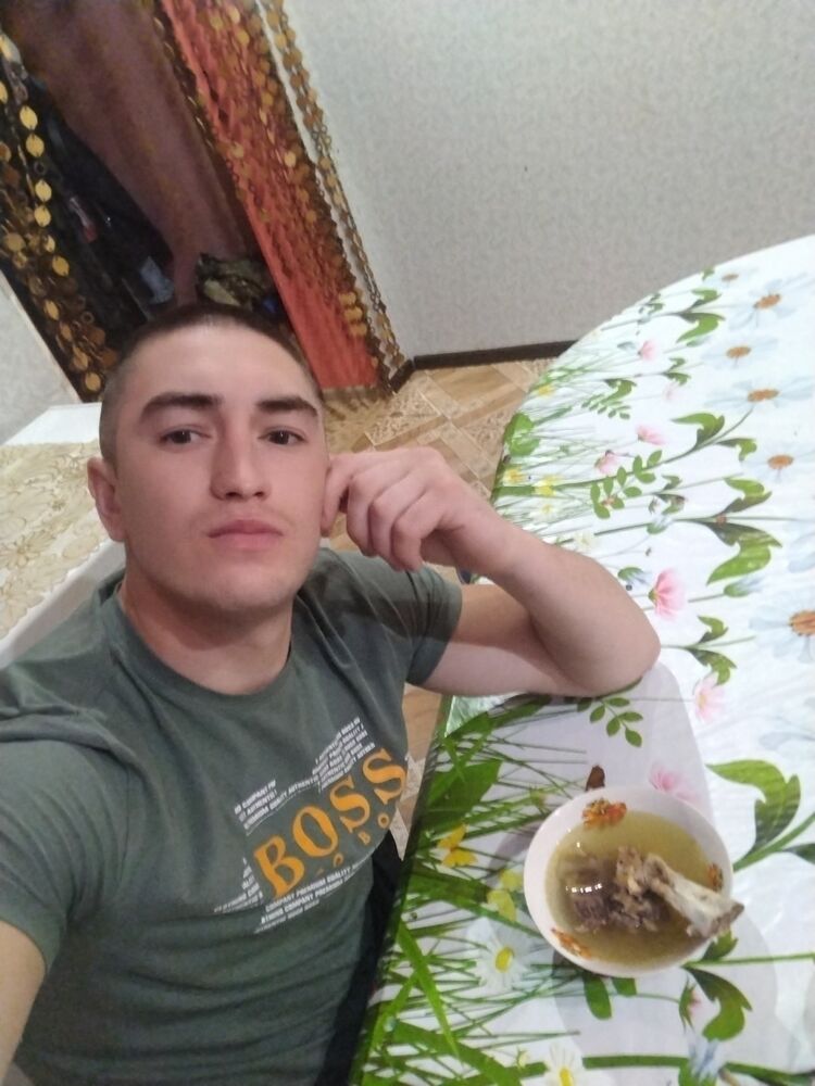  ,   Samat, 28 ,   ,   , c , 