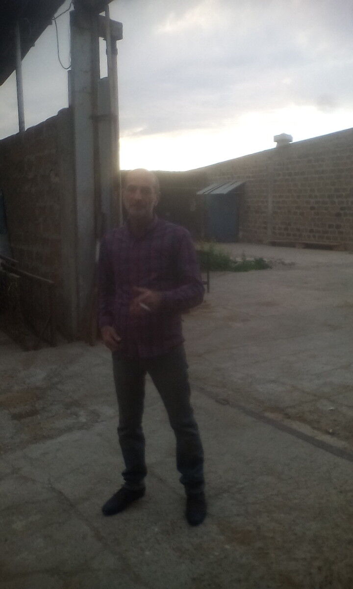  ,   Artur, 59 ,   