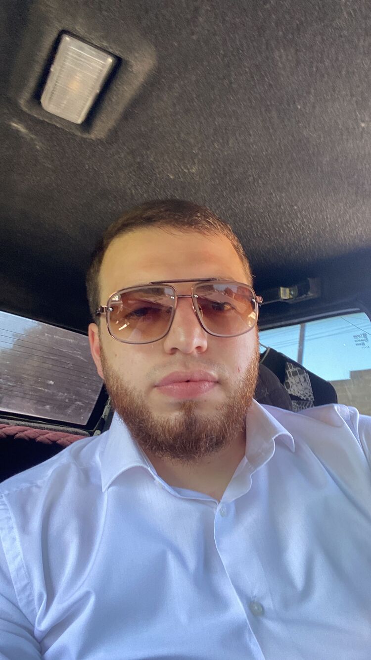  53077425  , 28 ,    