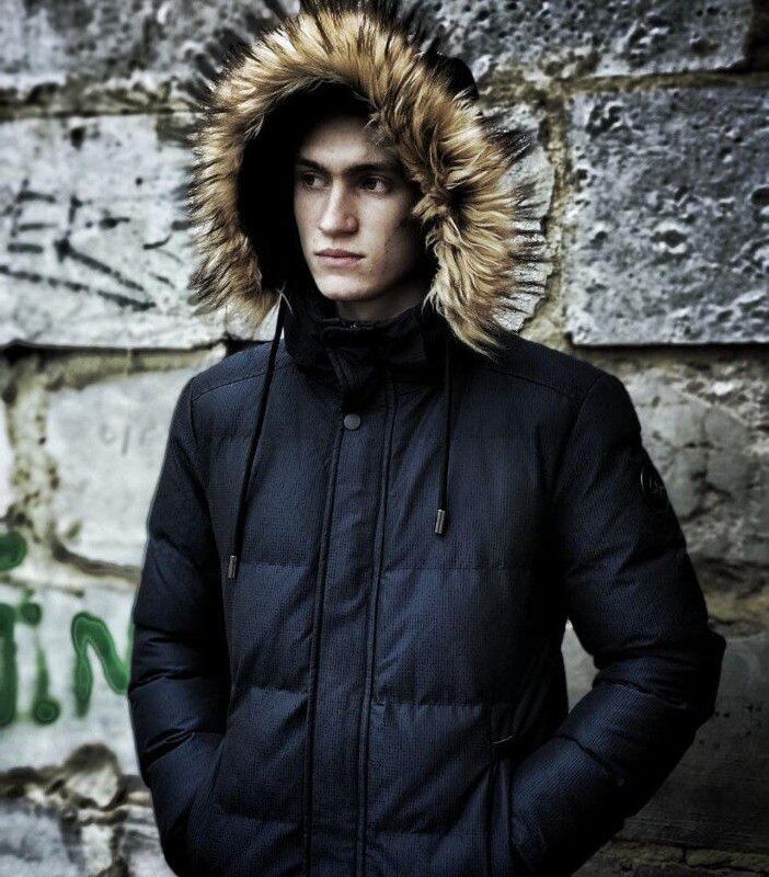  39233405  Arttyom, 24 ,    