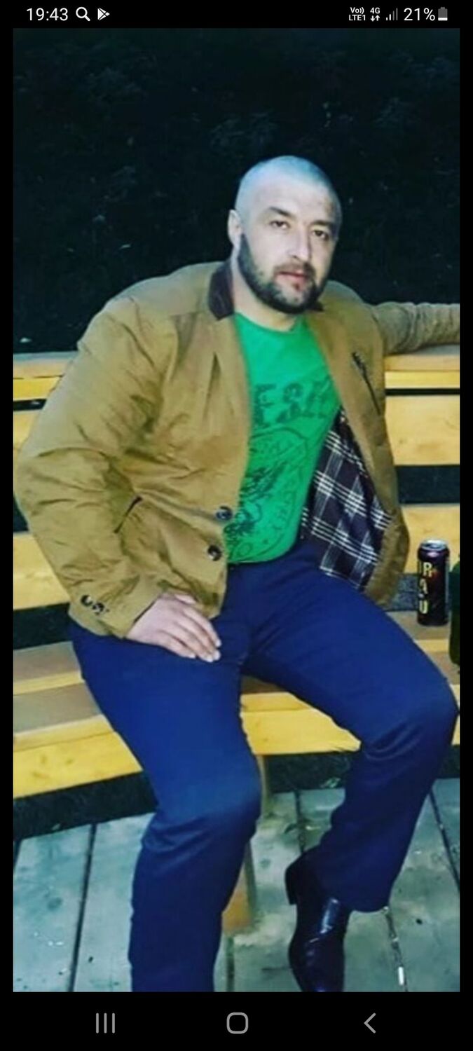  --,   , 37 ,   