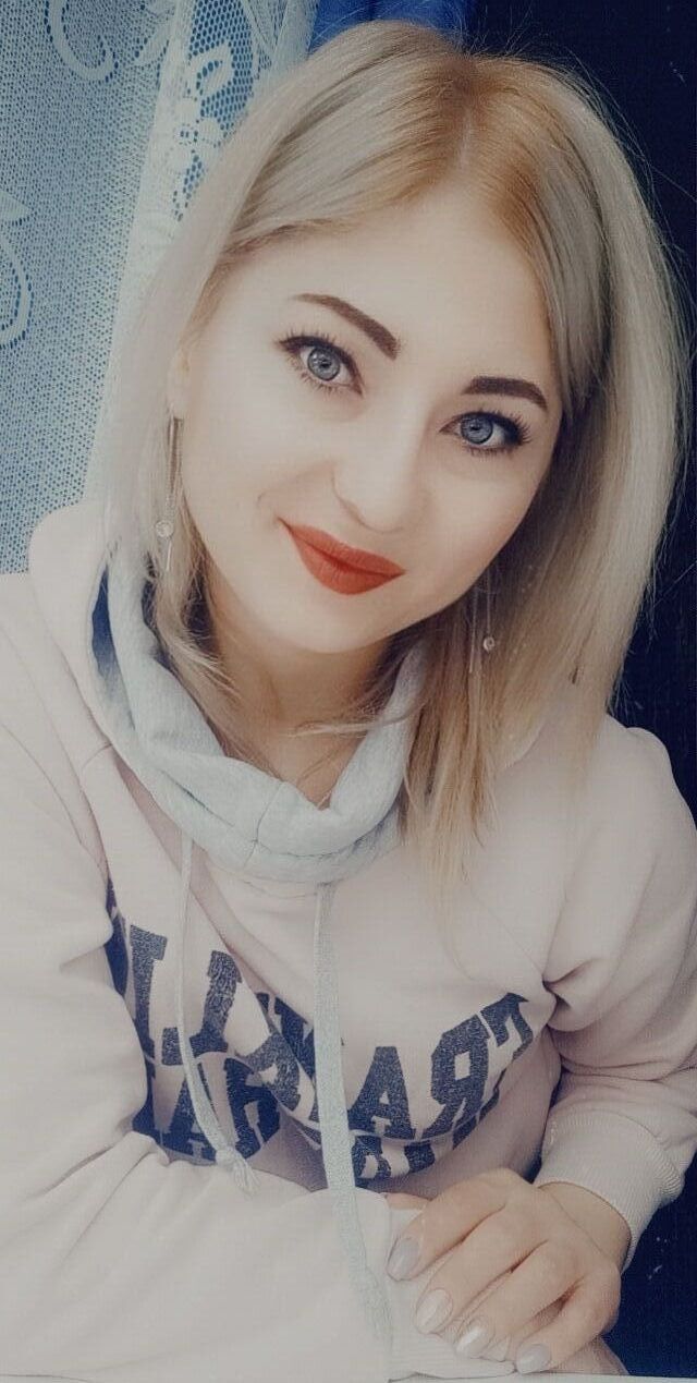  ,   Iriska, 33 ,   