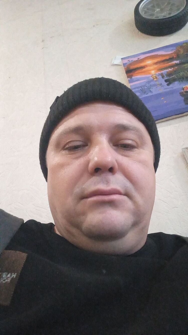  48050065  Sergey, 41 ,    