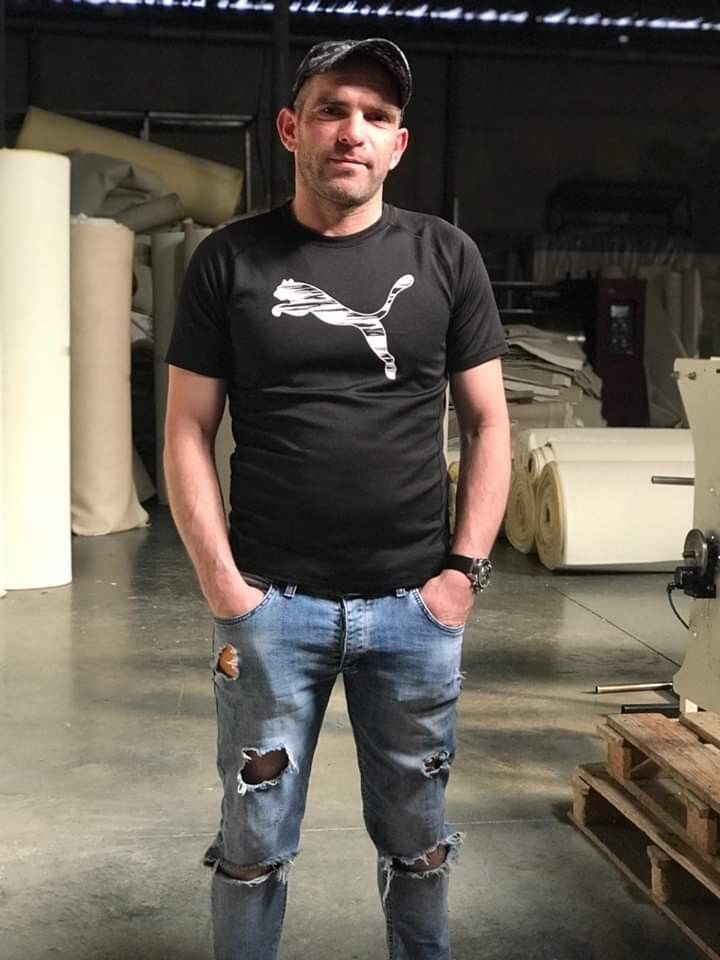  ,   Gio, 42 ,   ,   , c 