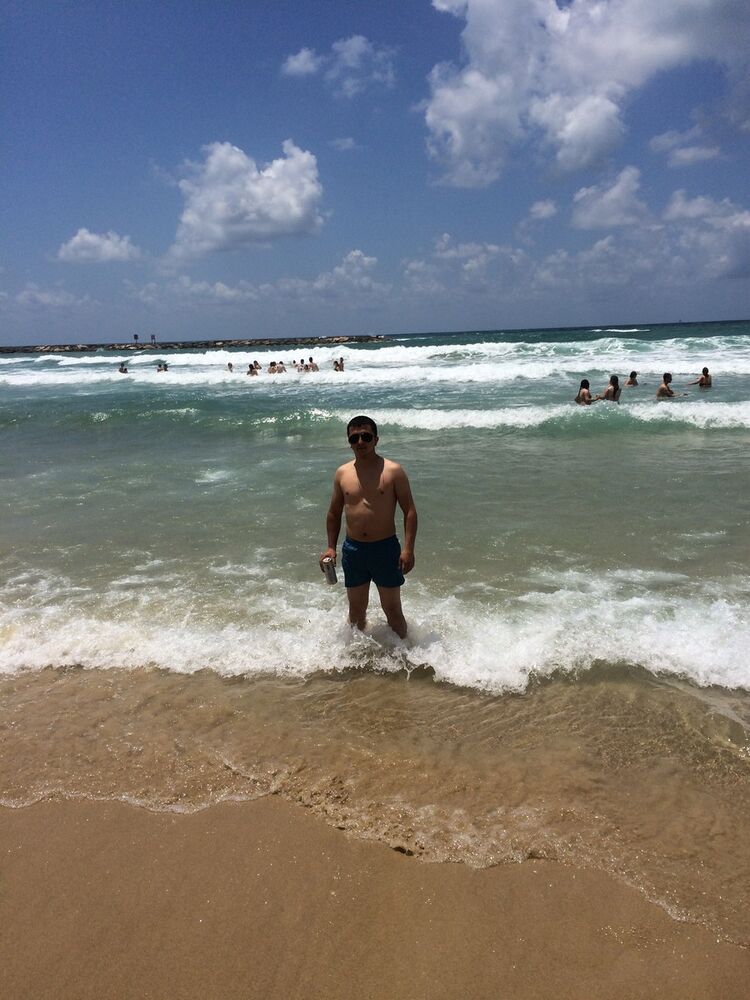  10666305  Boxodir, 41 ,    