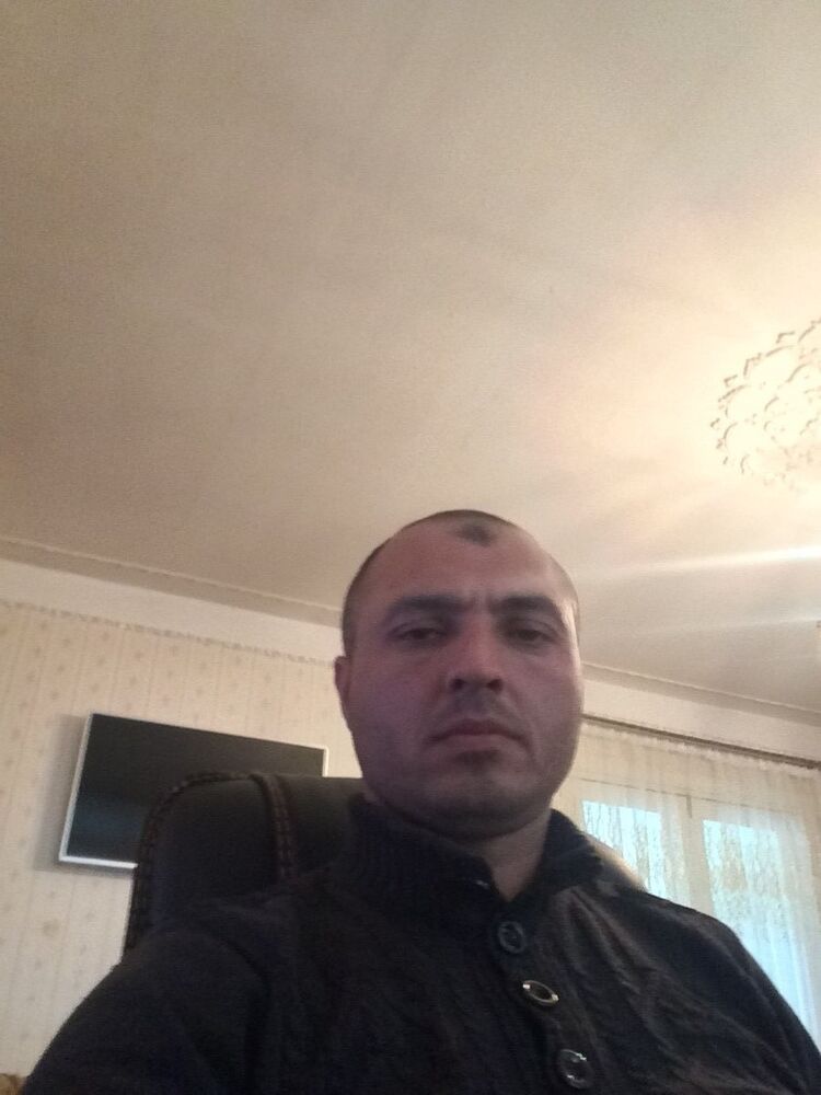  ,   Rufo, 44 ,   