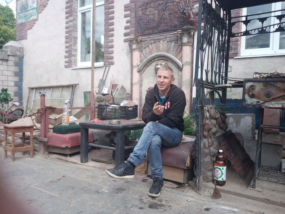  38624795  Klesch, 46 ,    