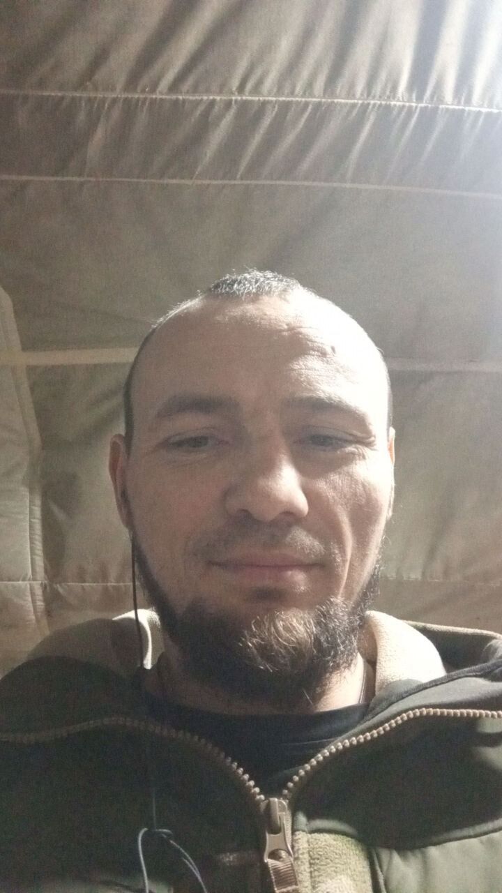  40085735  Saharan, 40 ,    --