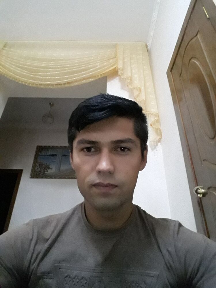  ,   Asadbek, 38 ,  