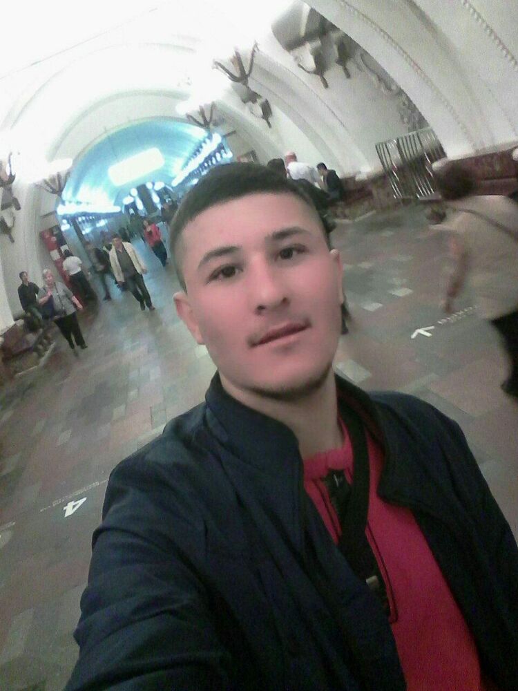  28205195  Murad, 27 ,    