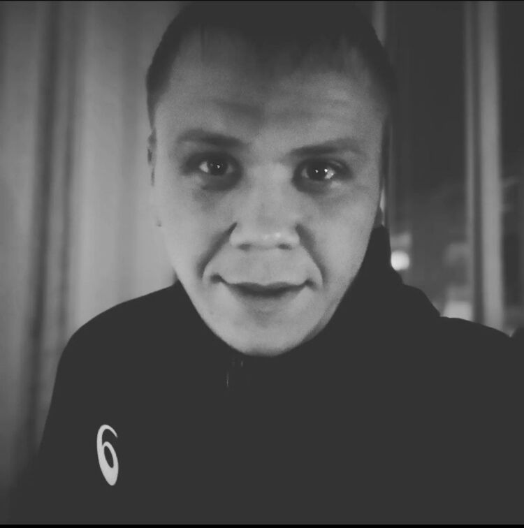 ���� 40593985 ������� �������, 27 ���, ���� ���������� � ��������