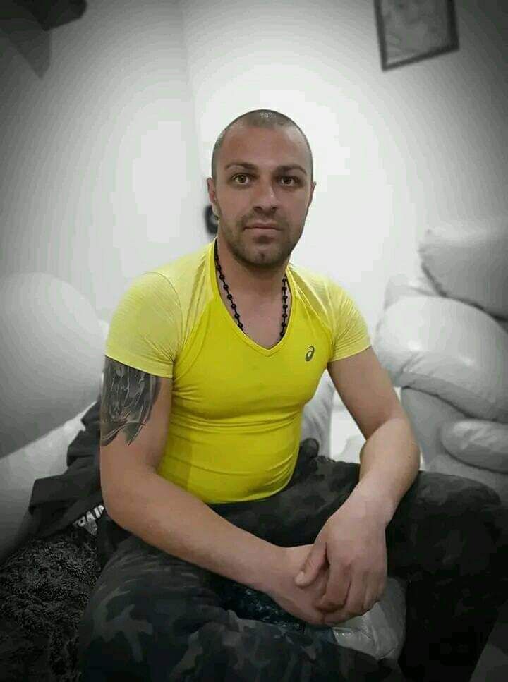  ,   Stoqn, 39 ,   ,   