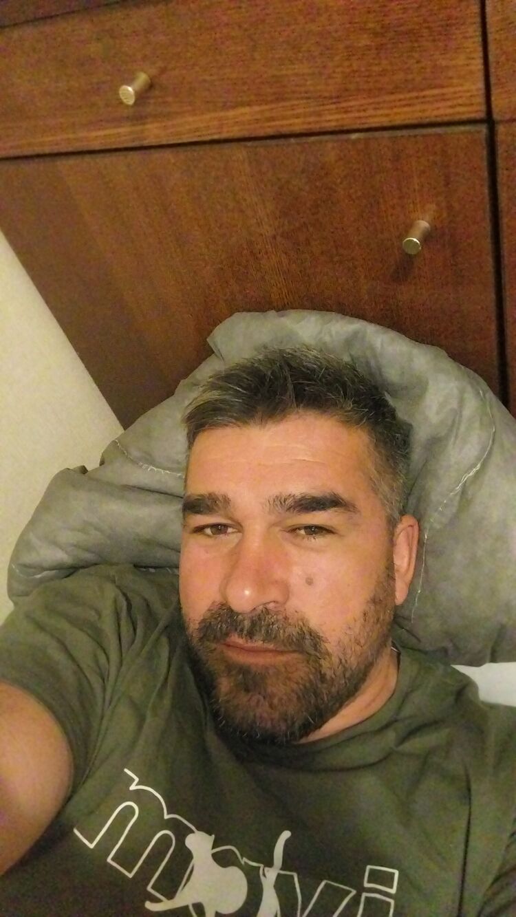  42554375  Aslan, 42 ,    