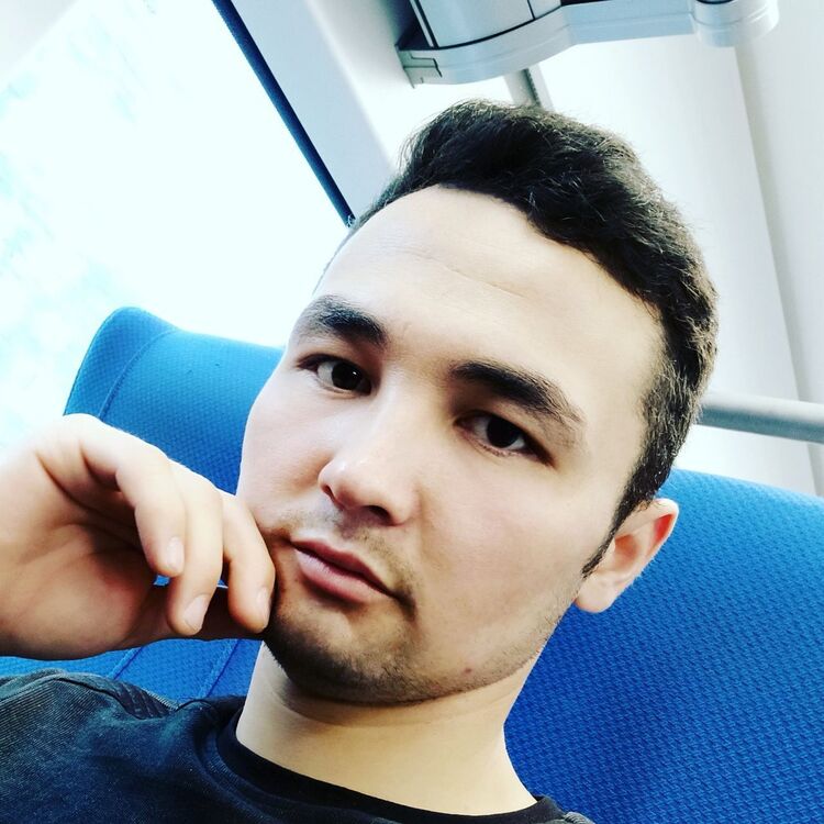  48807275  , 28 ,    