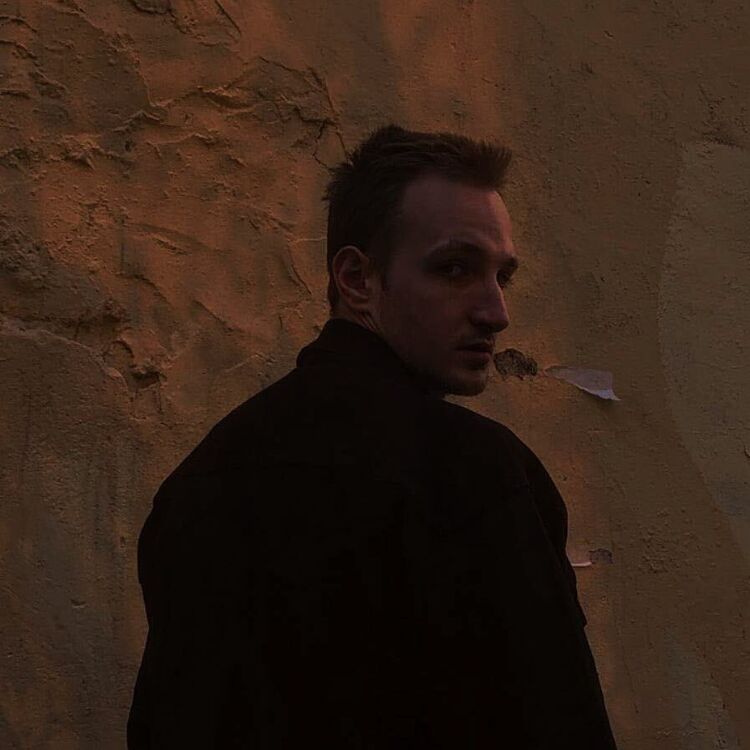  -,   , 24 ,   ,   