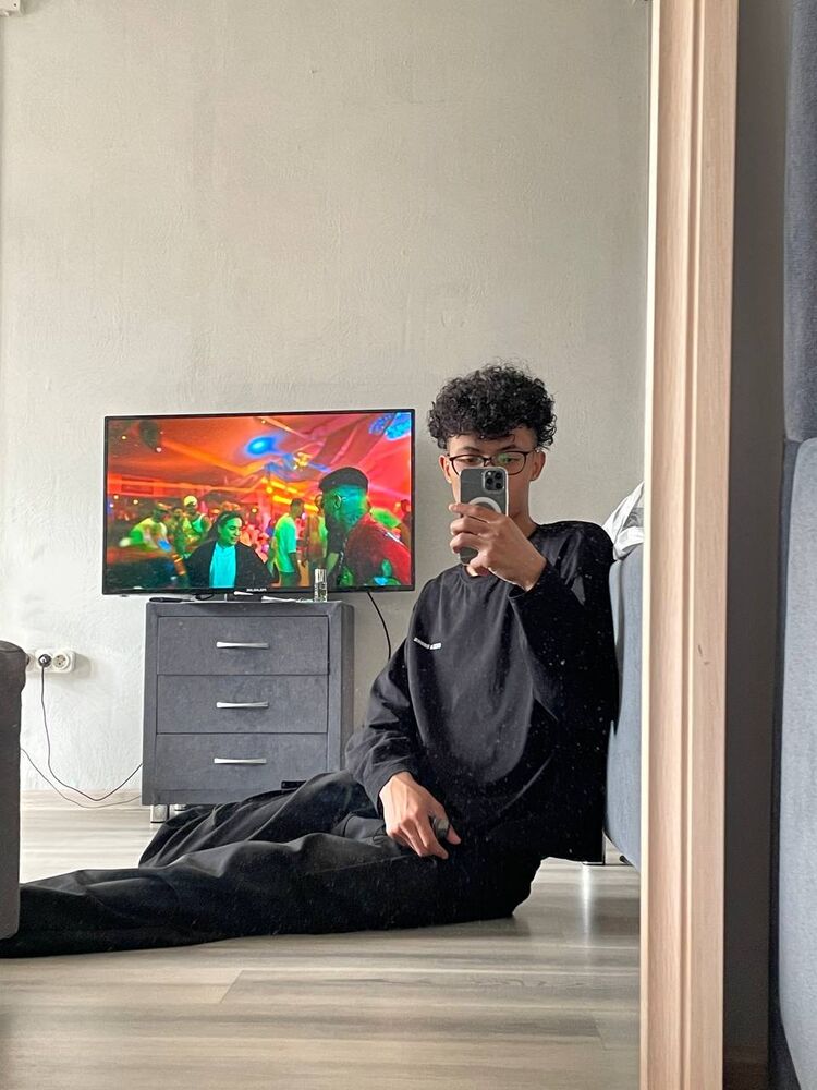 ���� 43798885 ����� �����, 25 ���, ���� ���������� � �������������