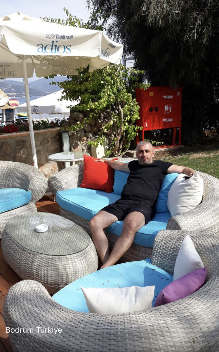 35618945  Erkan, 44 ,    Alanya