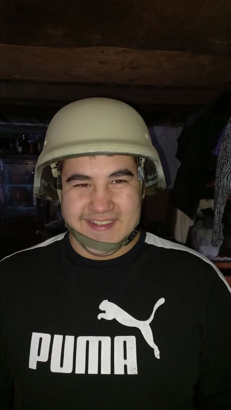  40316515  Igor, 28 ,    