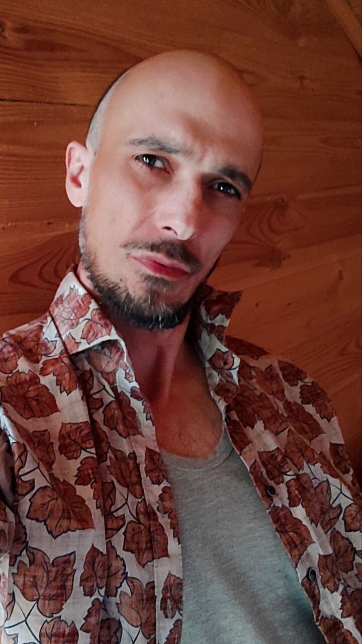  54154105  Feniks, 40 ,    