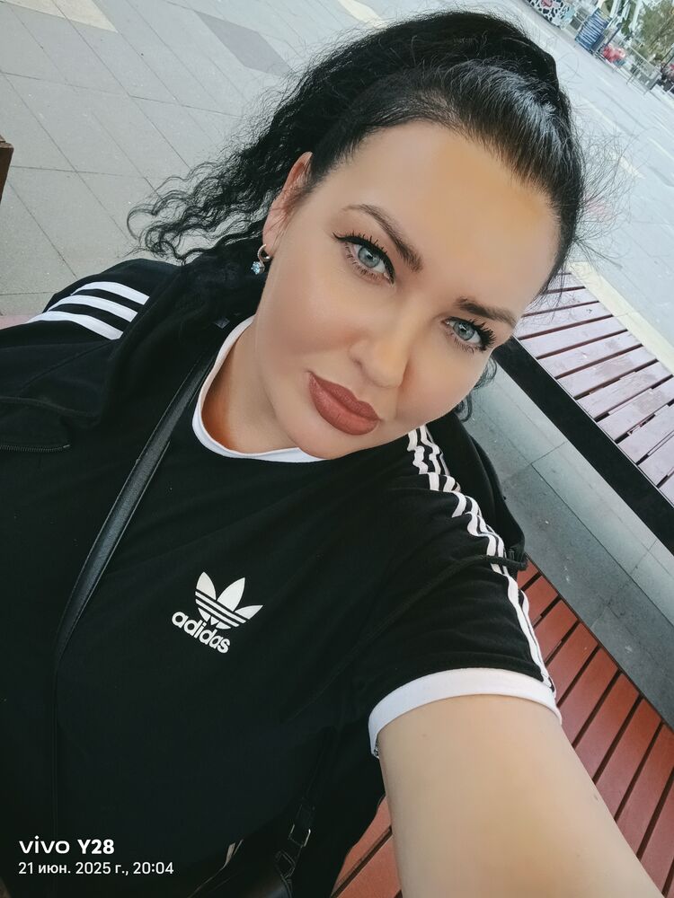  53460805  Dina, 38 ,     