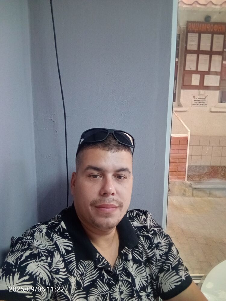  53452235  , 35 ,    