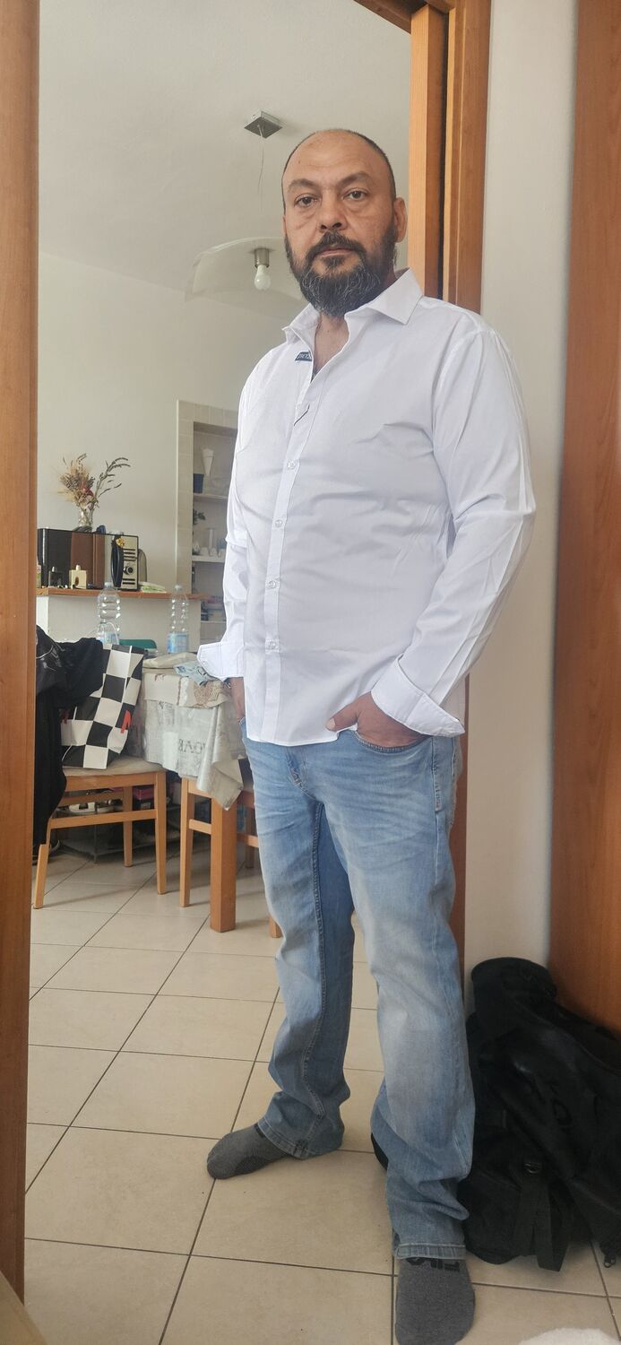  53411805  Alex, 42 ,    Cesena