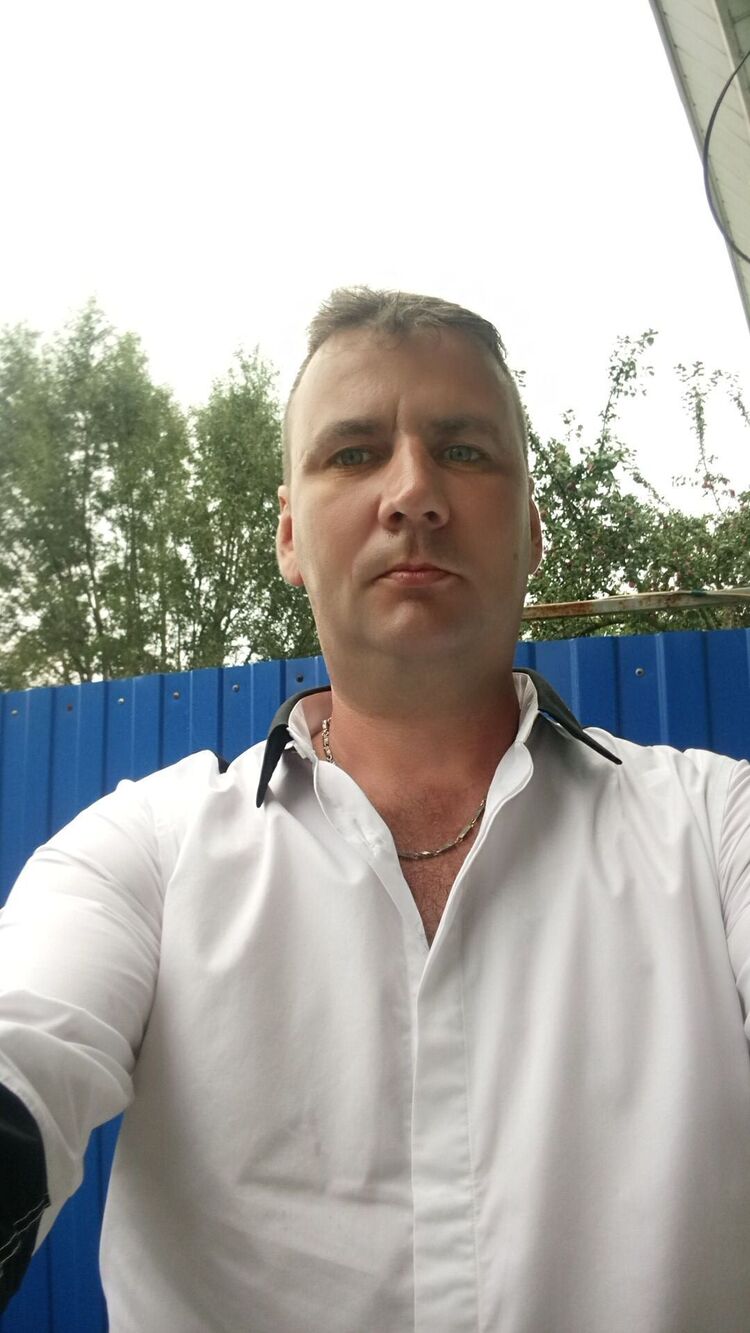  37385645  , 44 ,    
