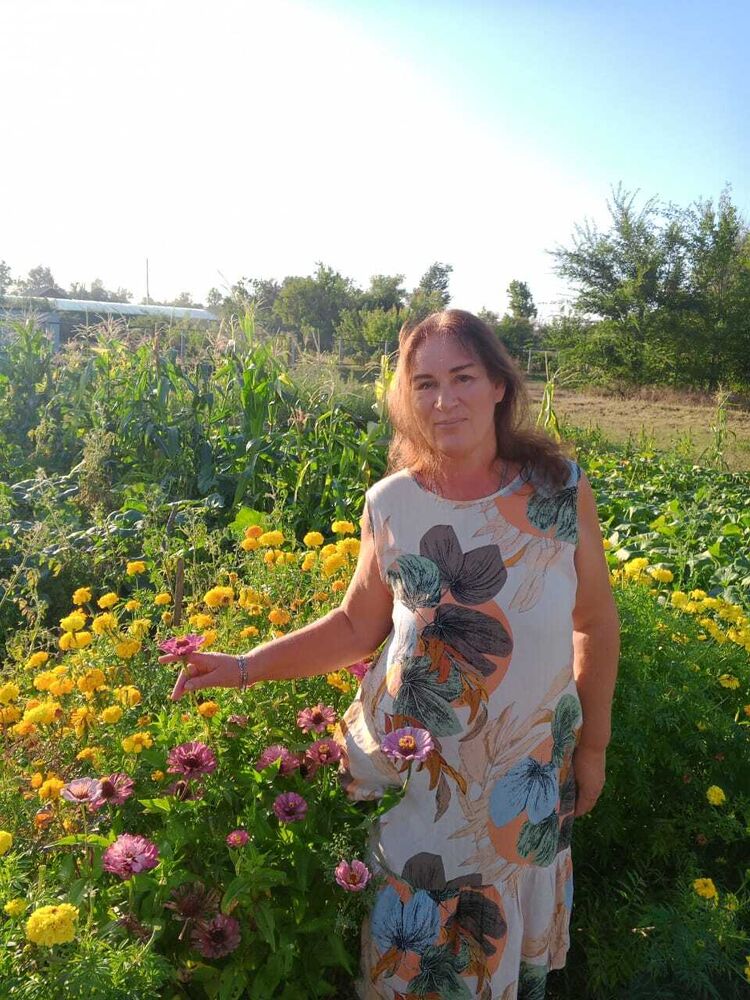  53333185  Lena, 55 ,    