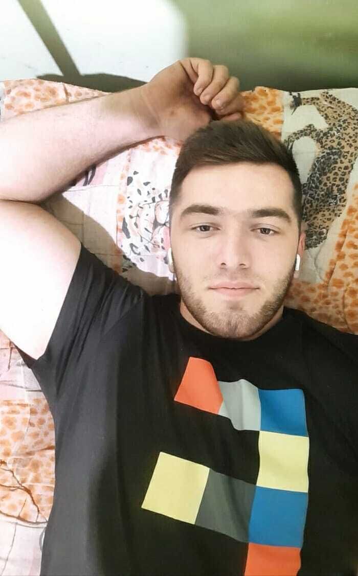  39313875  Celil, 23 ,    