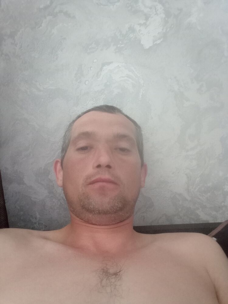  44106375  , 37 ,    