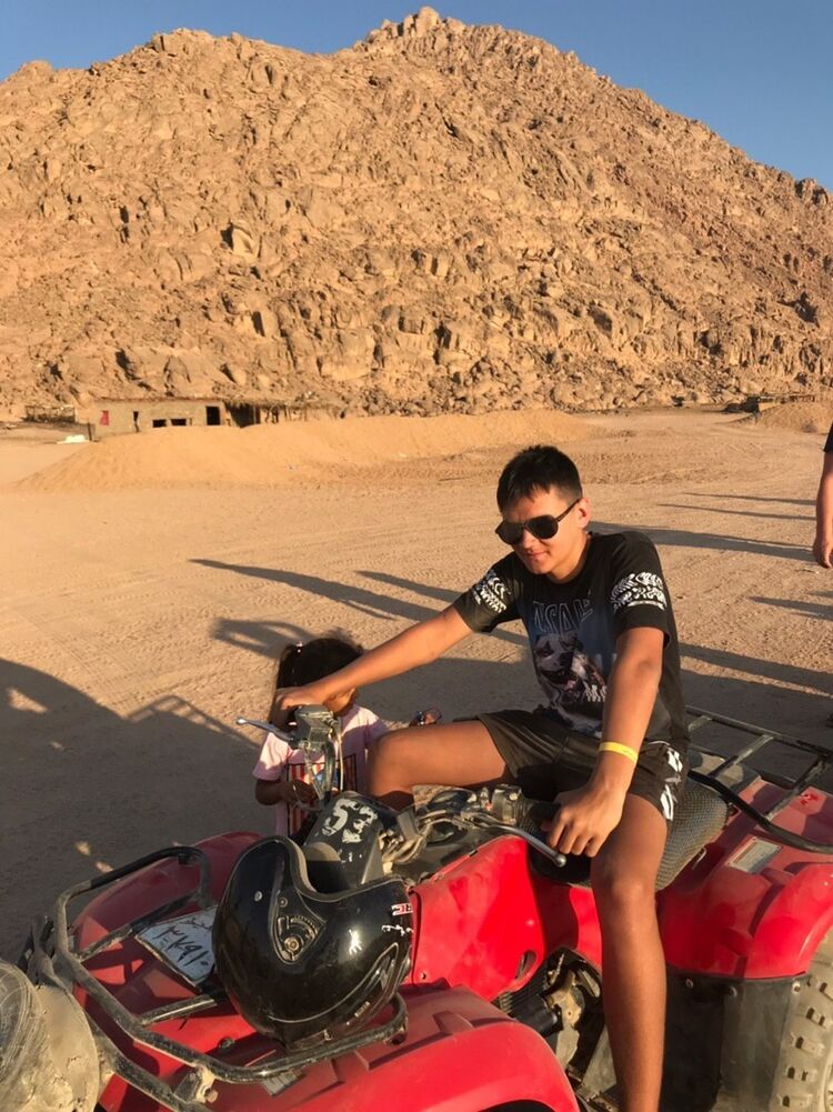  18640955  , 23 ,    