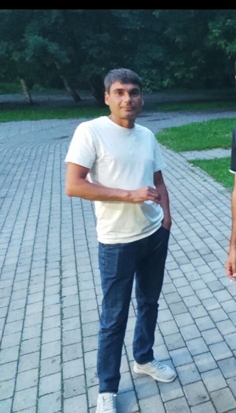  52300375  Roma, 40 ,    