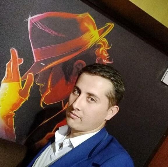  ,   Elbek, 34 ,     , c 
