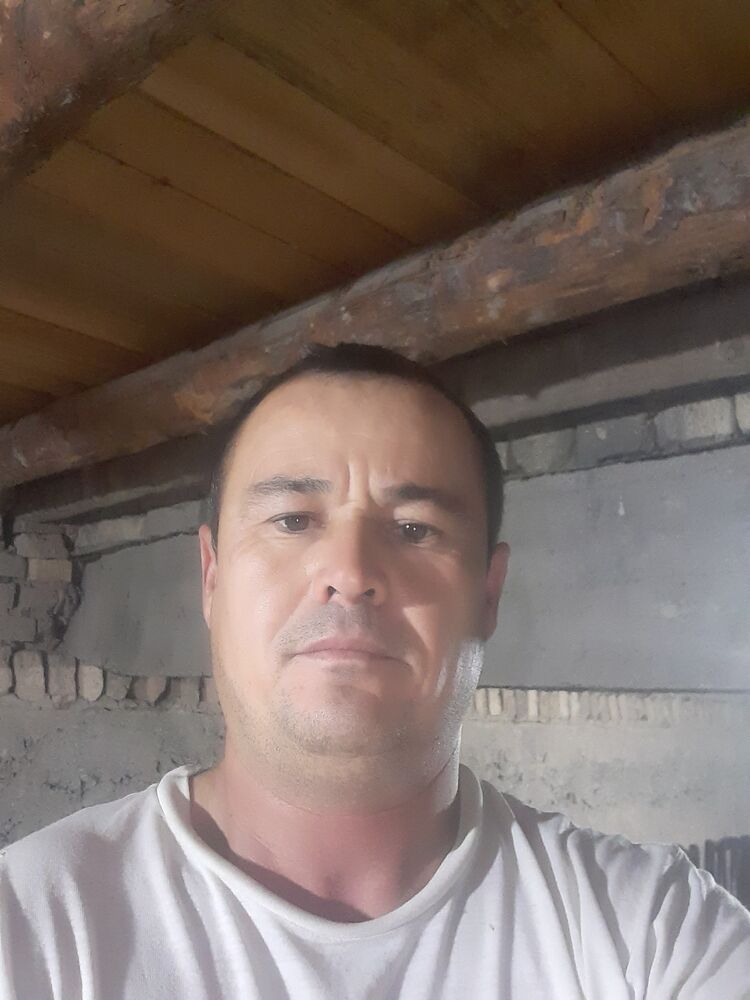  37143835  , 28 ,    