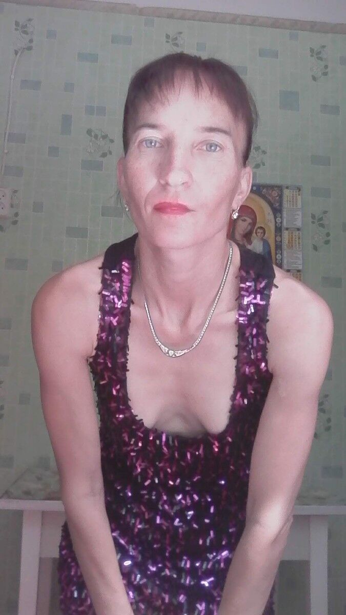  ,   Alla, 43 ,     , c 