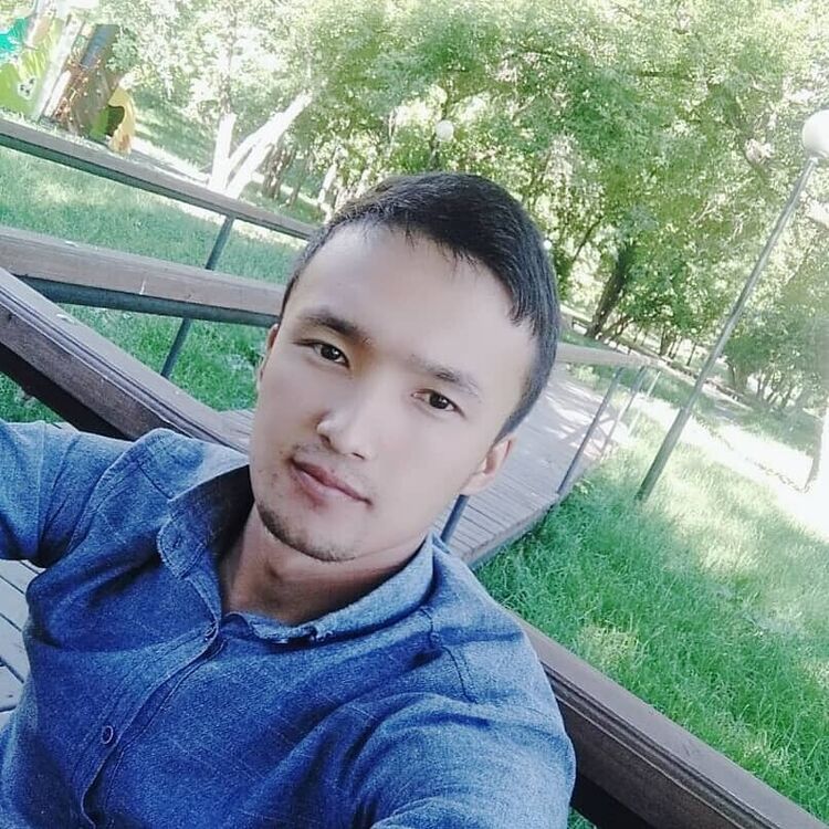  22398075  Maksim, 30 ,    