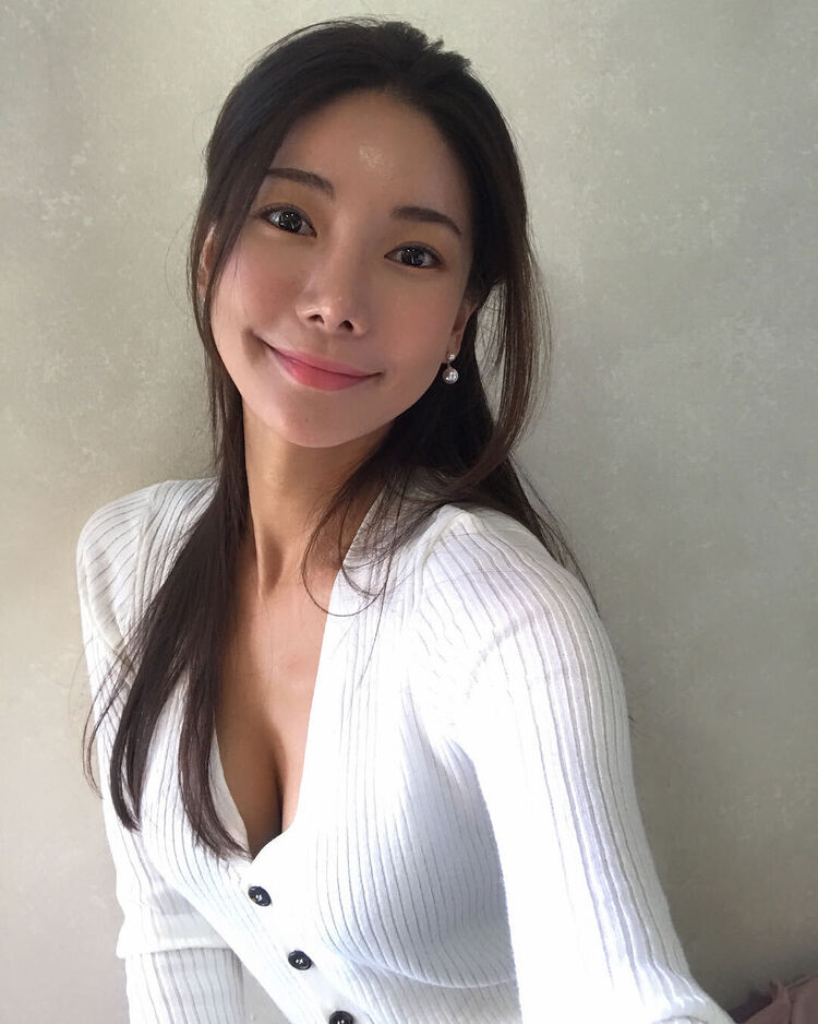  Soho,   Janice, 34 ,   ,   