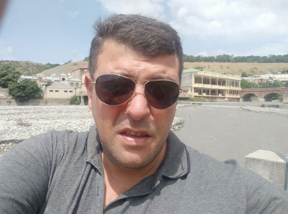  ,   Araz, 43 ,   ,   , c 