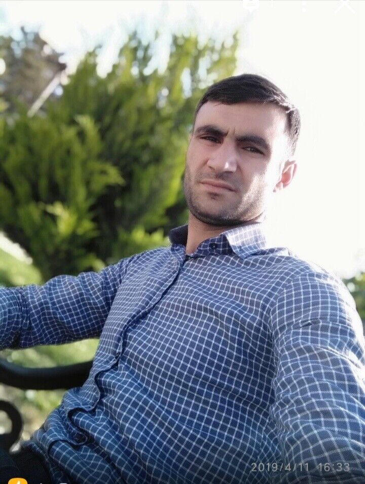  22260505  Akim, 34 ,    