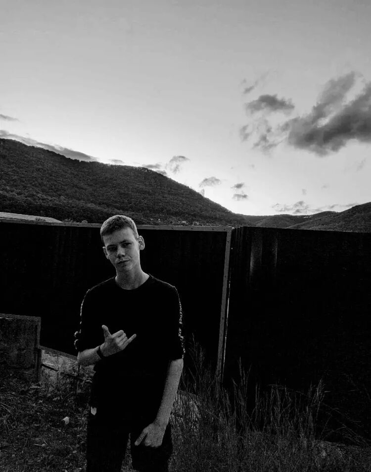 ���� 37301805 ����� Lexa, 22 ����, ���� ���������� � ������������