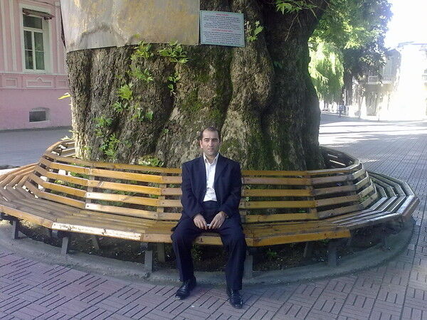  7064715  Elshan, 58 ,    
