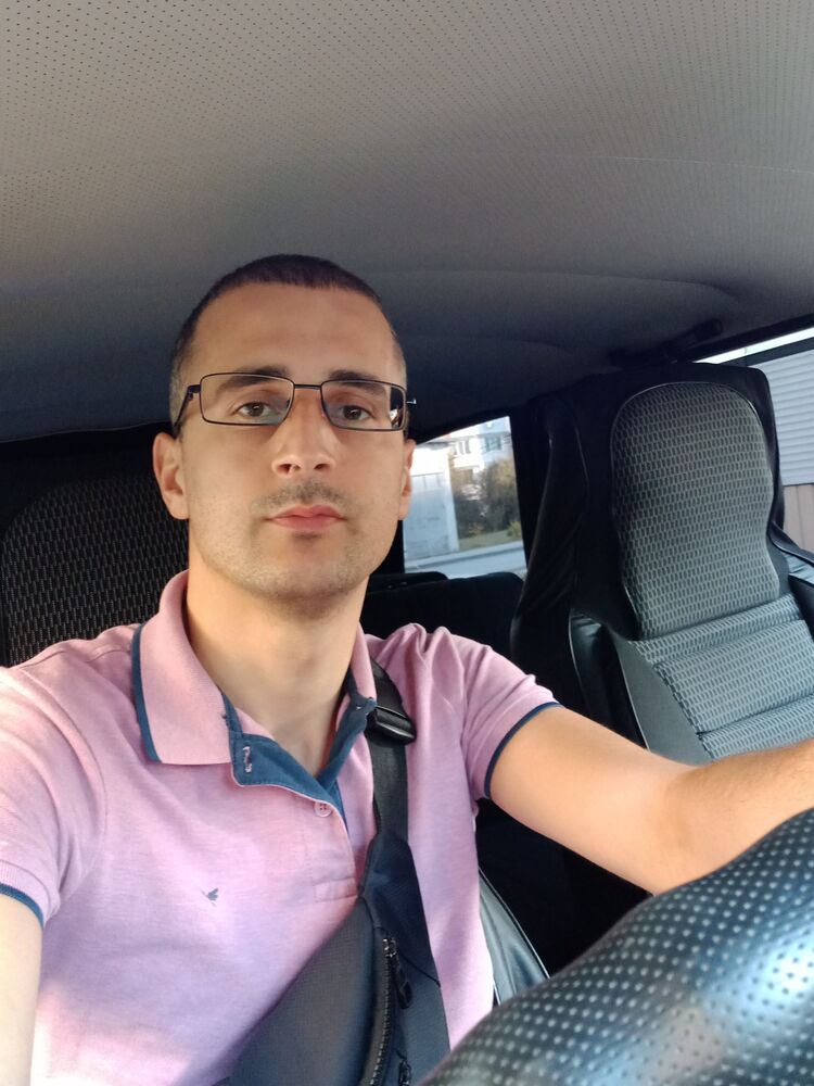  36970665  , 36 ,    