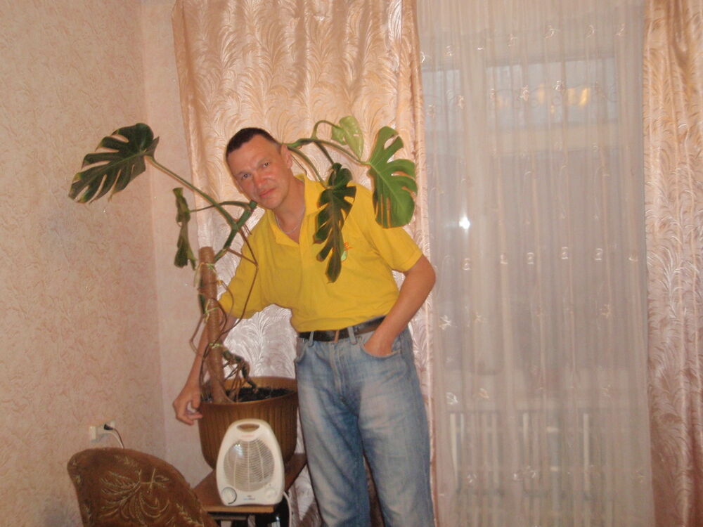  19321415  Vyacheslav, 55 ,    