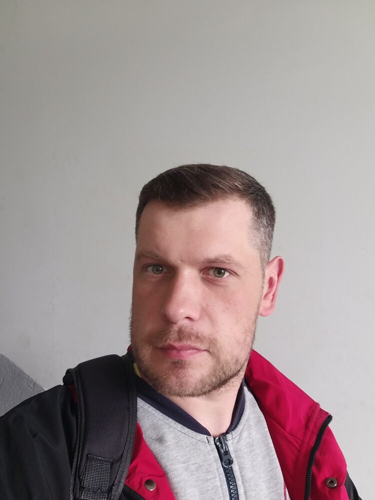  30075085  Dmitry, 40 ,    